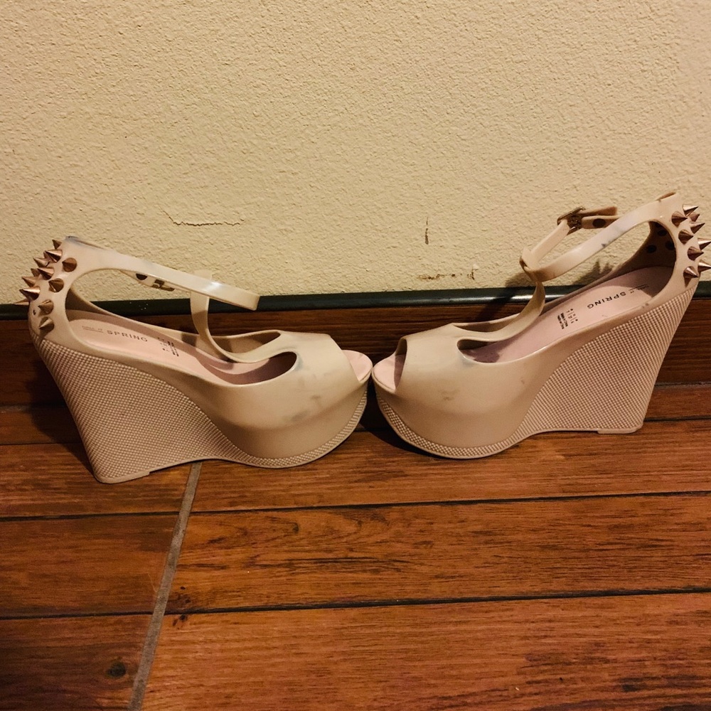 High heels - Picture 5 of 6